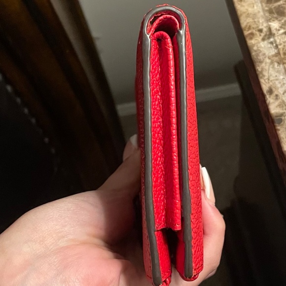 MICHAEL KORS Adele Leather Smartphone Wallet | color: lacquer red BRAND NEW - Picture 4 of 9